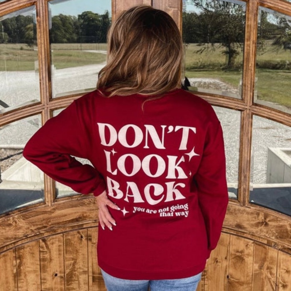 Gildan Heavy Blend Women's "Don't Look Back" Sweatshirt/Crewneck/Pullover | NEW!